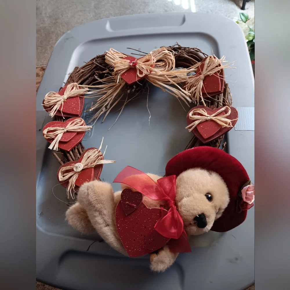Festive Bear Holiday Wreath with Red Accents